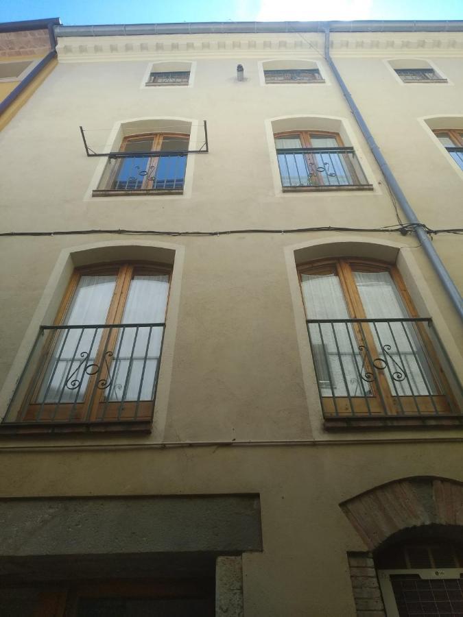 Buhardilla Para Dos En Can Mingu Besalú Exterior foto